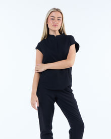 Contour Scrub Top Ink Black