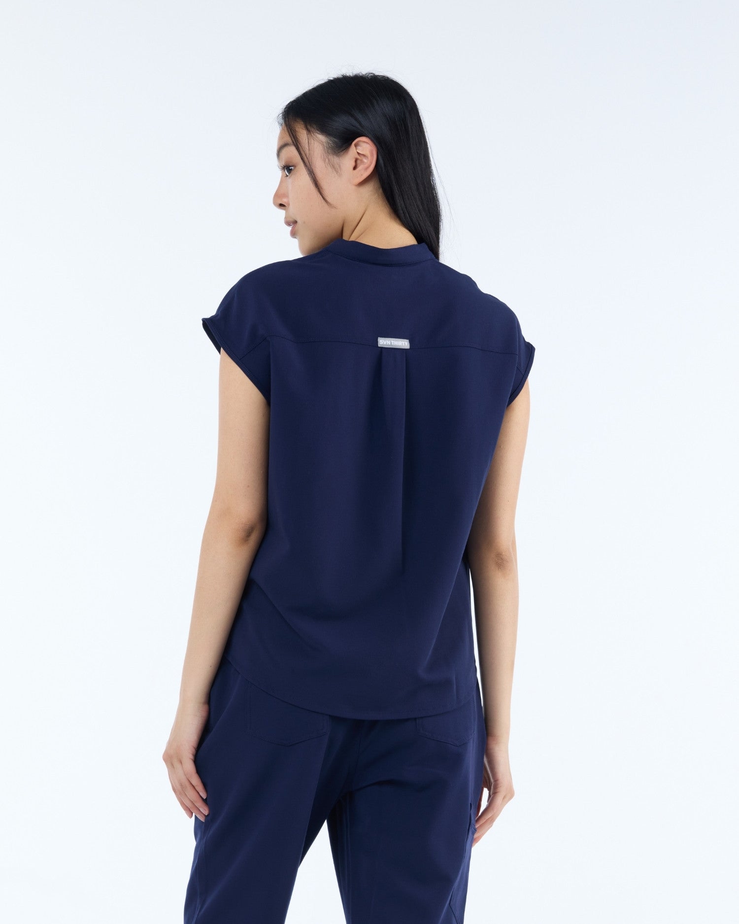 Contour Scrub Top Nightfall Navy