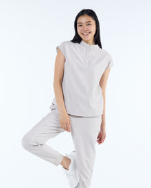 Contour Scrub Top Silk Sand