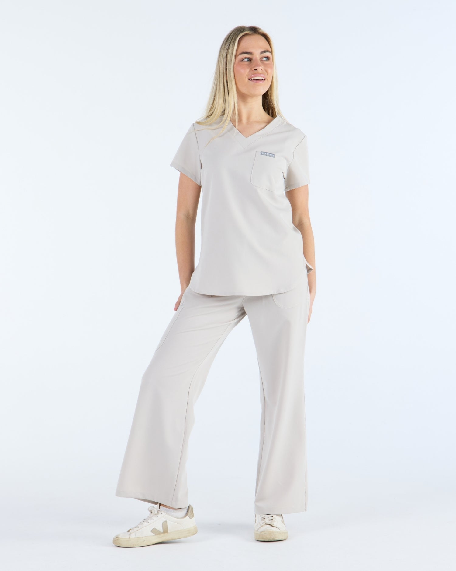 Tuck-In Scrub Top Silk Sand